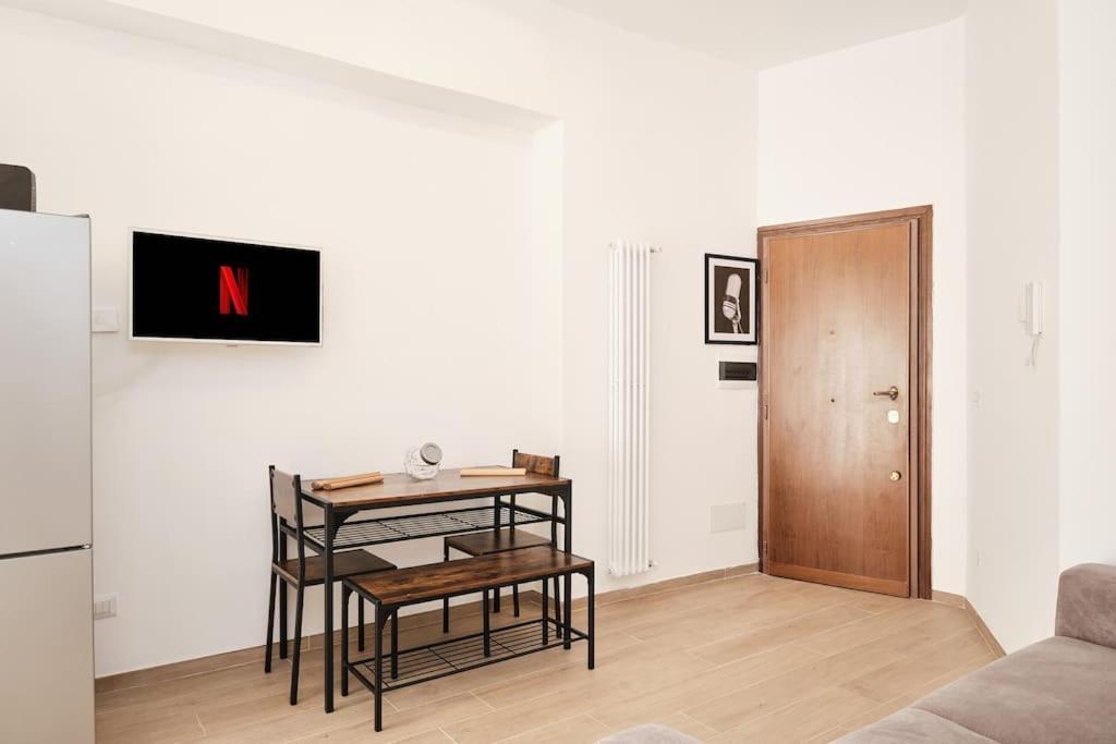 Ospedale Gemelli-vaticano Domus Di Pace 1bdr Rome